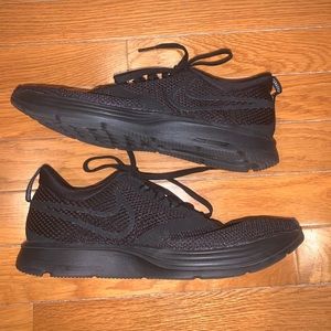 Nike women’s zoom strike sneaker